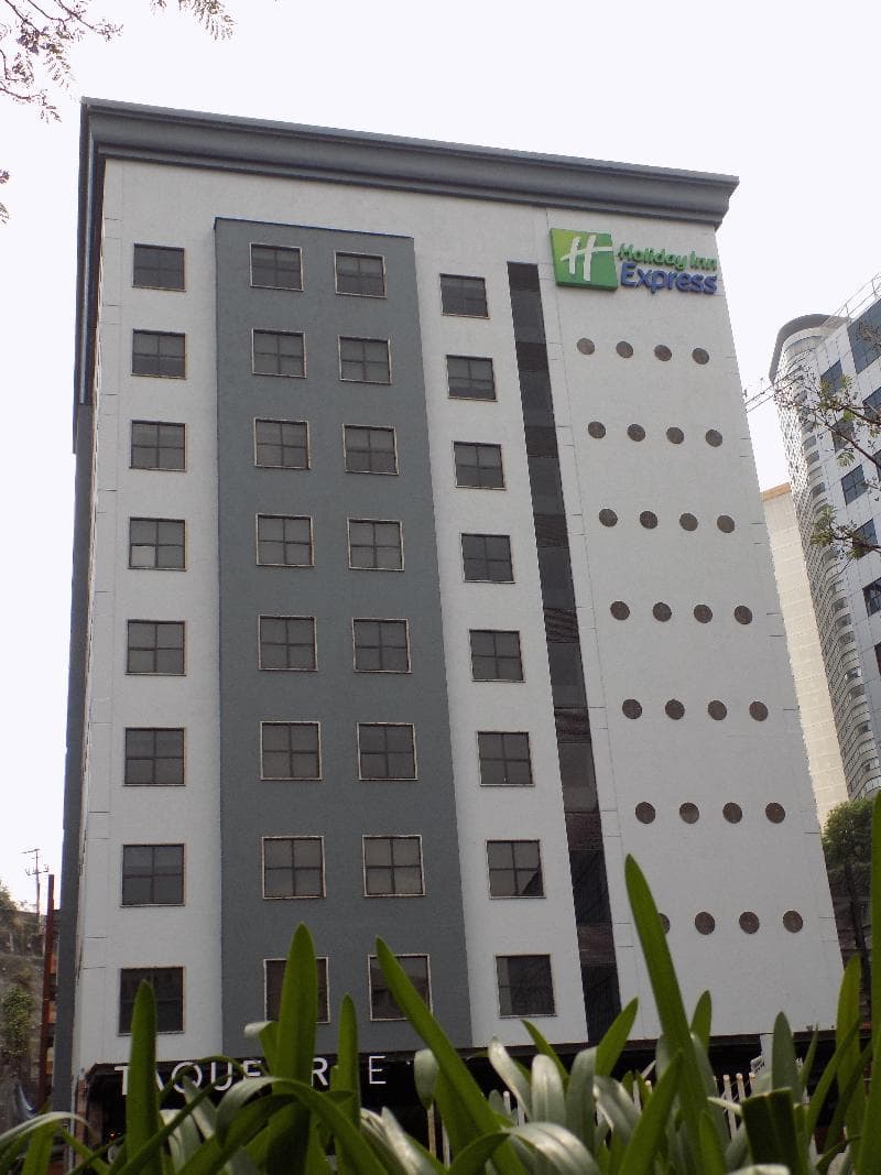 Holiday Inn Mexico Santa Fe 4