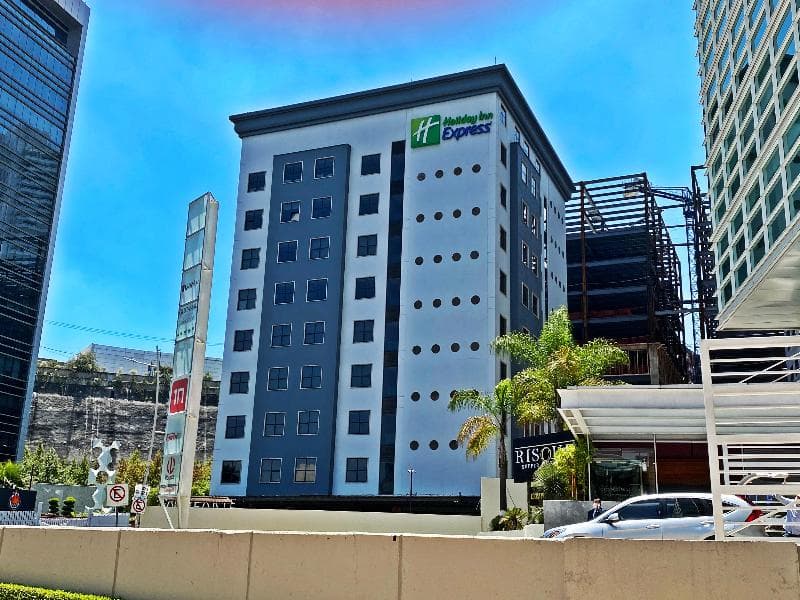 Holiday Inn Mexico Santa Fe 5