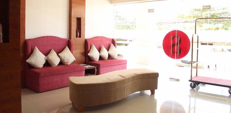 Sebastien Hotel 3