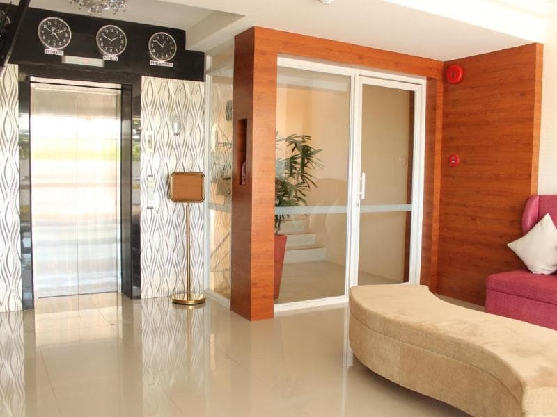 Sebastien Hotel 4