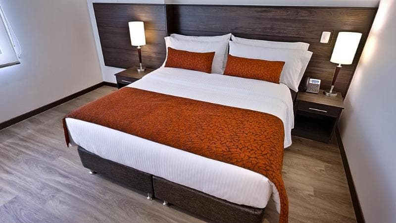 Az Hotel 5
