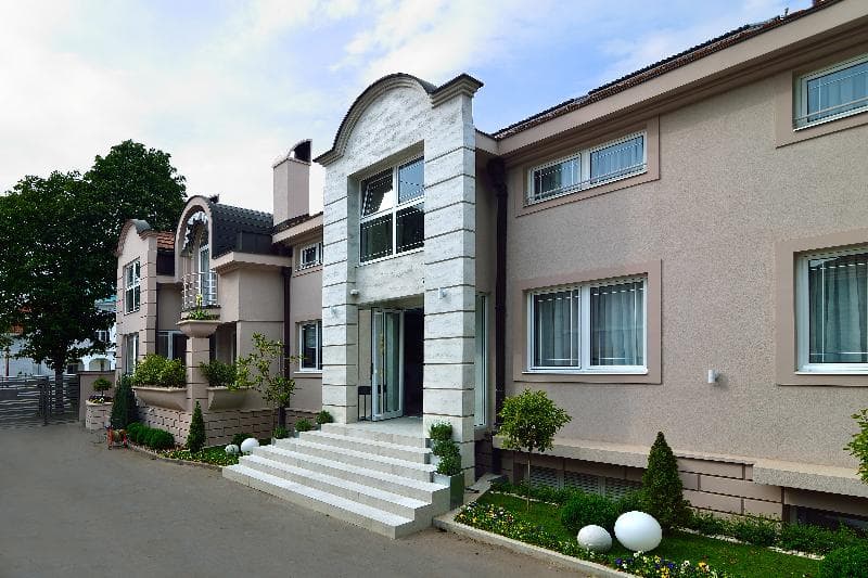 Garni Hotel D10 3