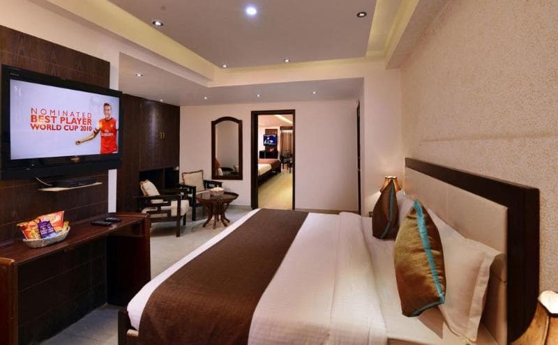 Ashiana Clarks Inn Shimla 5