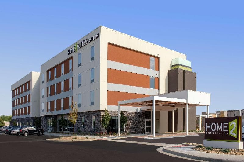 Home2 Suites by Hilton Longmont 3