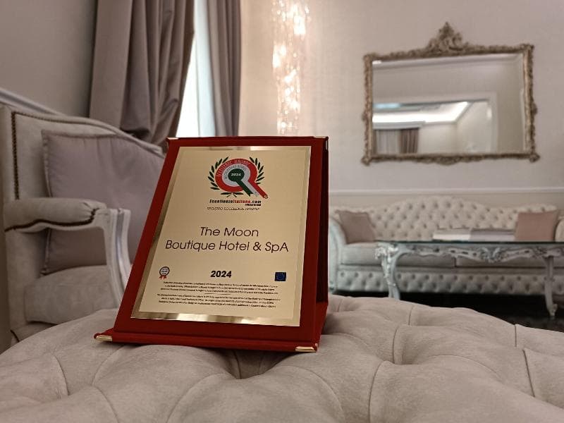 The Moon Boutique Hotel 4