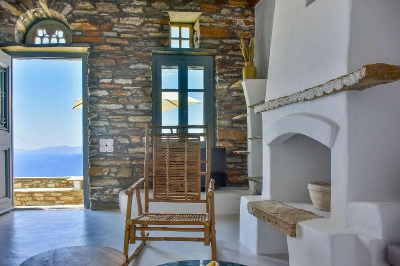 Living Theros Luxury Suites 3