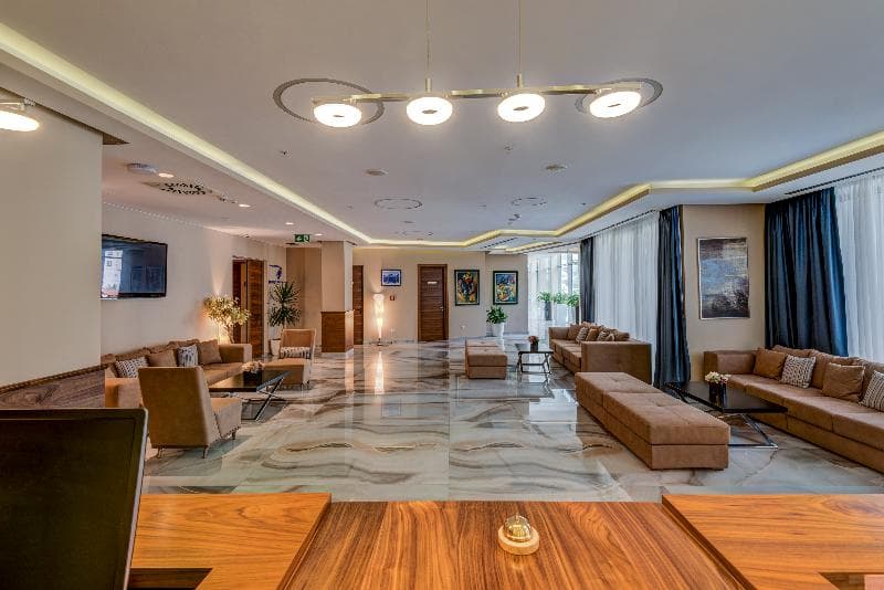 Hotel Tq Plaza 4