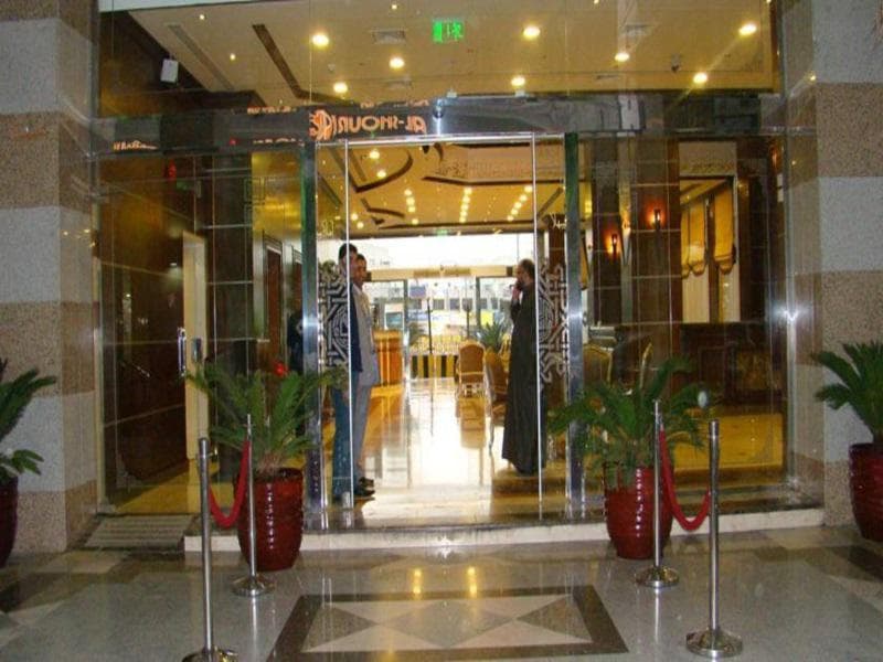 Zowar International Hotel 3