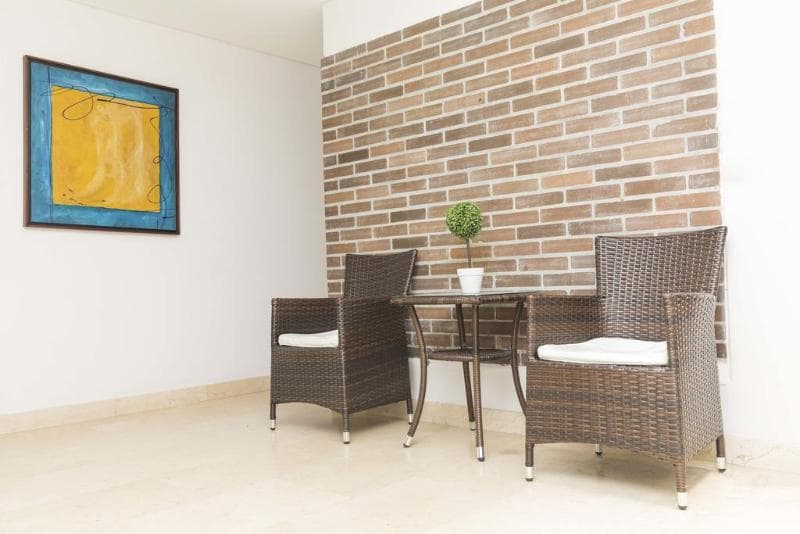 Hotel Romanza 4