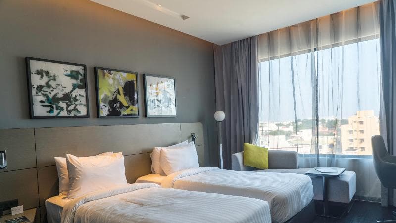 Novotel Chennai Chamiers Road 4