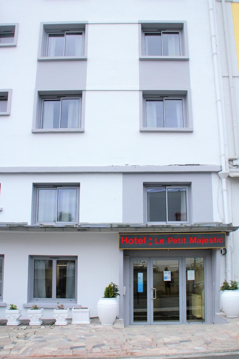 Le Petit Majestic 1