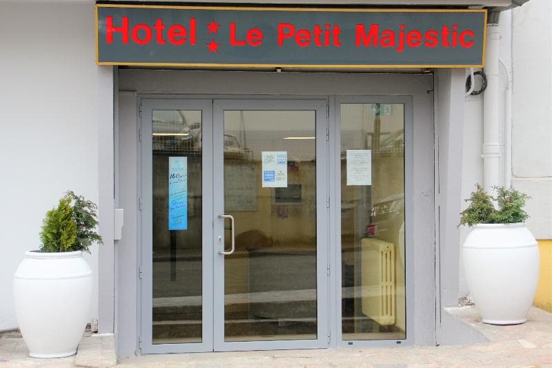 Le Petit Majestic 2