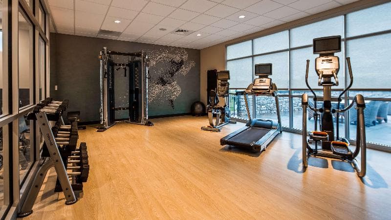 Best Western Plus Bolivar Hotel & Suites 2