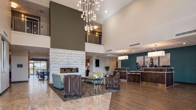 Best Western Plus Bolivar Hotel & Suites 5