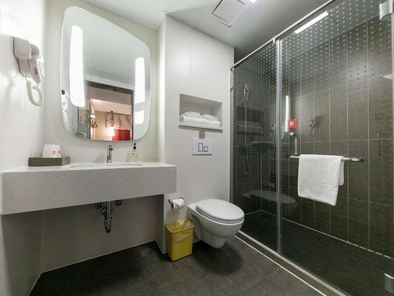 Ibis Hangzhou Qingchun Rd 5