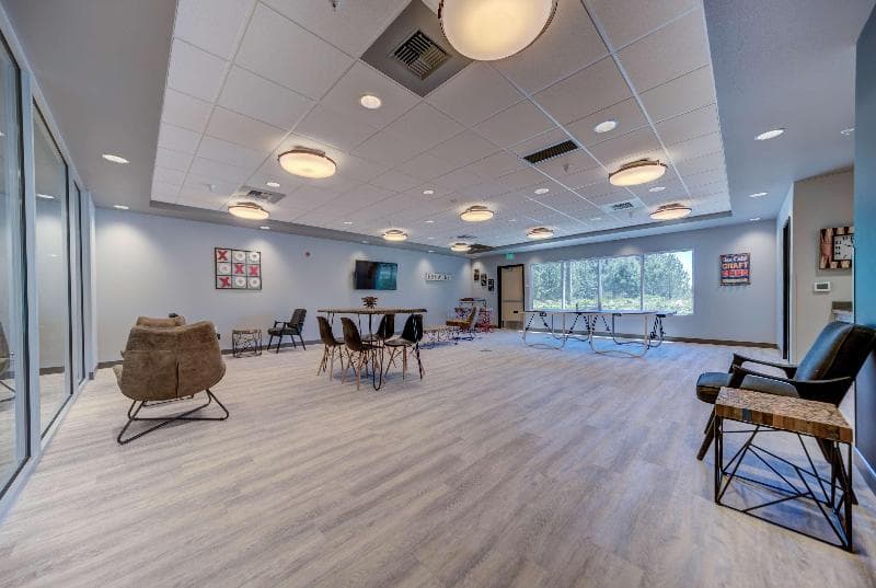 Best Western Premier Peppertree Inn at Bend 2