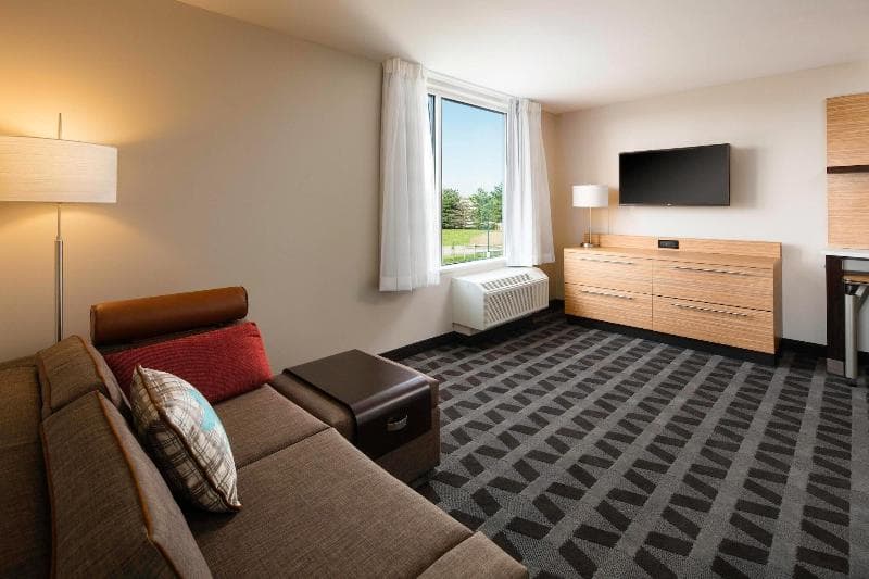 Towneplace Suites By Marriott Louisville Northeast 4