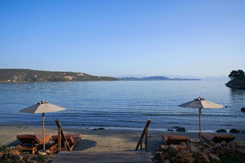 100 Rizes Seaside Resort 3