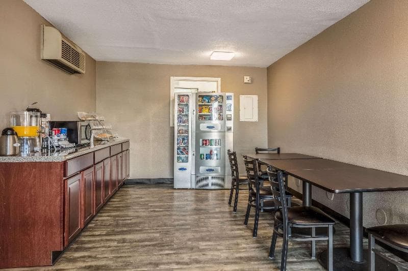 Econo Lodge