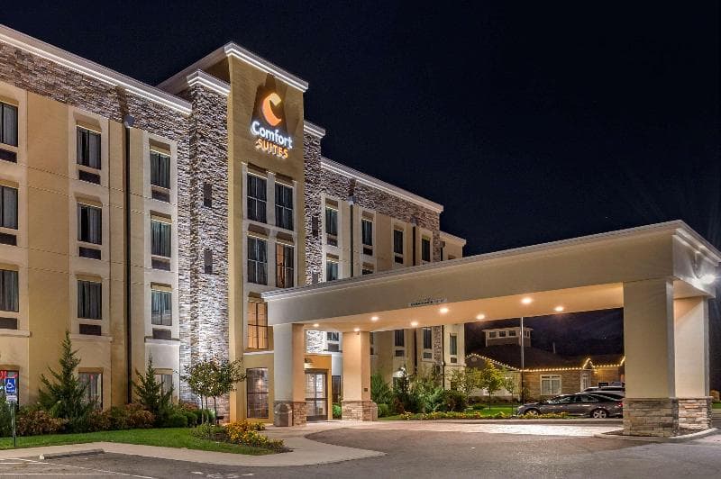 Comfort Suites Columbus Airport 4