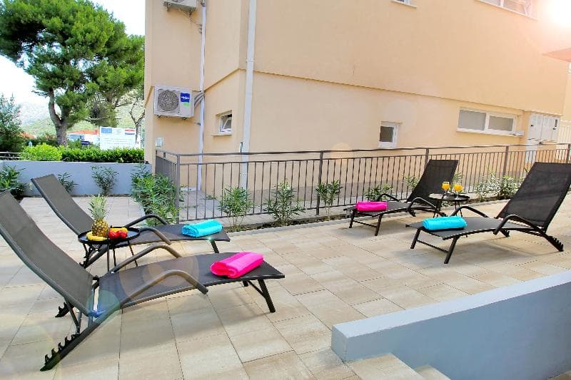 Bacan Family Apartments 5