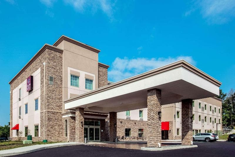 Comfort Suites 4