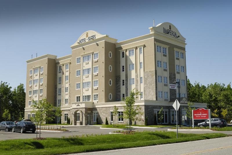 Imperia Hotel & Suites Terrebonne photo 1
