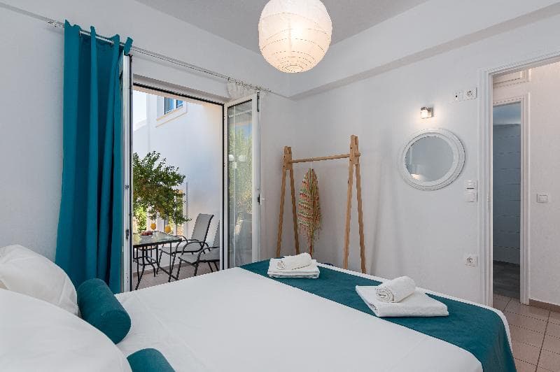 W Suites main
