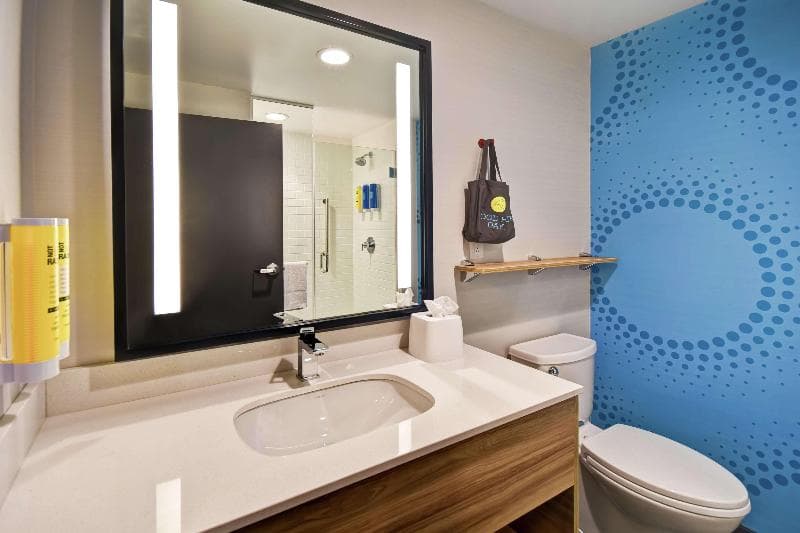 Tru by Hilton Pigeon Forge 4