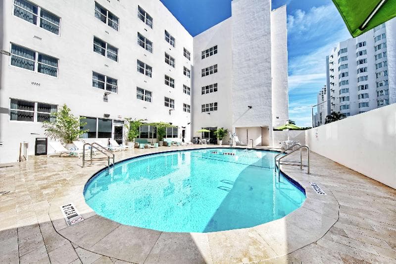 Hampton Inn Miami Beach - Mid Beach 4