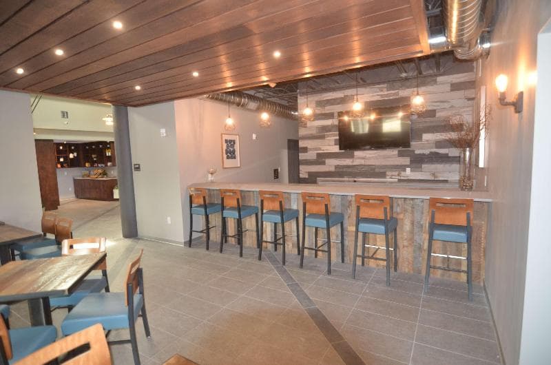 Best Western Premier Ankeny Hotel 2