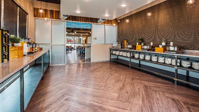 Best Western Premier Ankeny Hotel 4