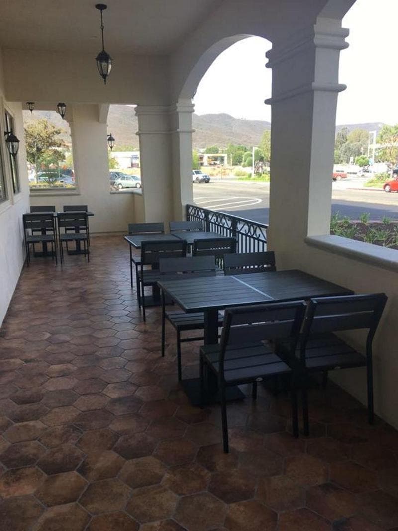 Best Western Plus Temecula Wine Country Hotel & Suites 2