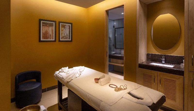 Holiday Inn Express & Suites Bengaluru Racecourse 3
