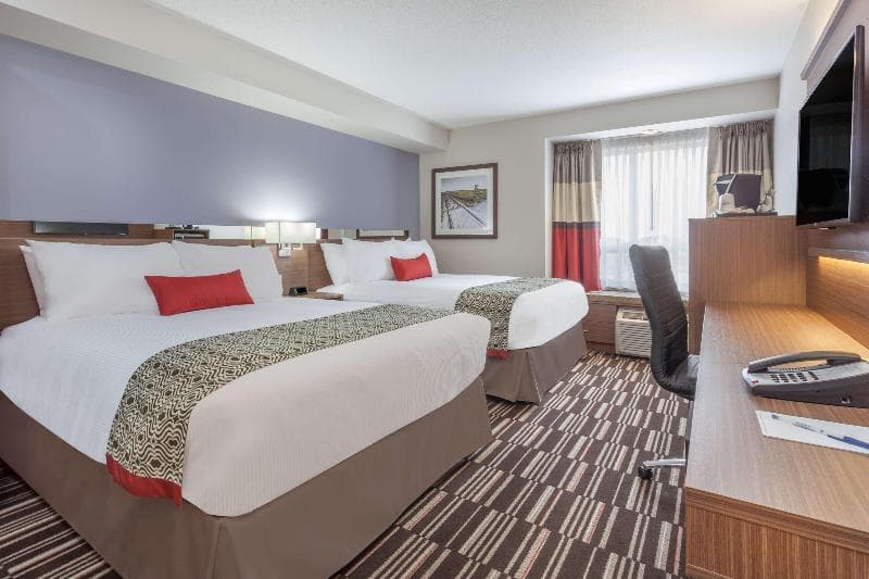 Microtel Inn & Suites By Wyndham Val-D'or 3