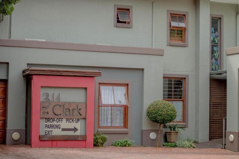 314 On Clark Guest House main