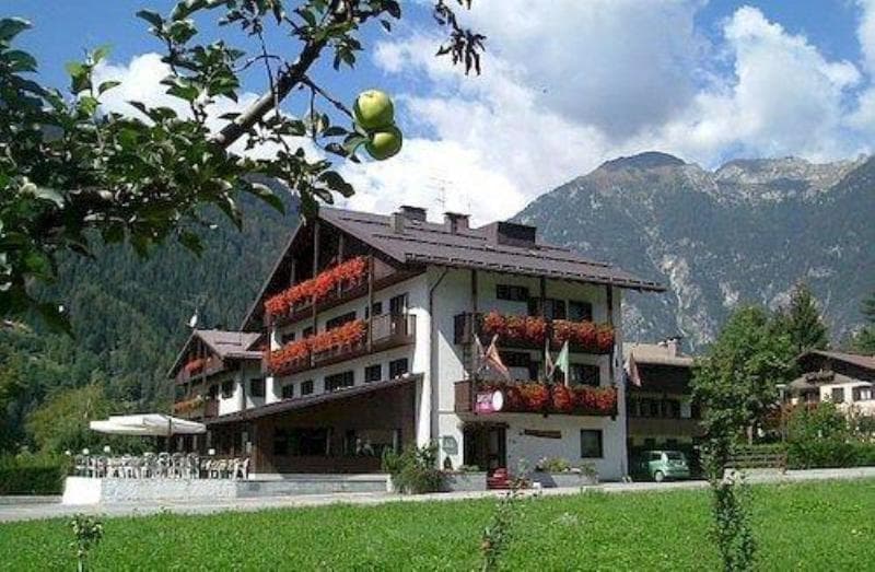 Hotel Ferrari photo 1