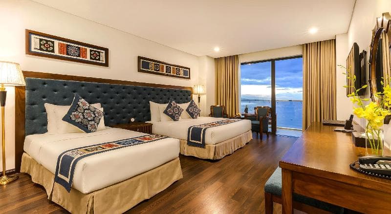 Balcona Hotel Da Nang 2