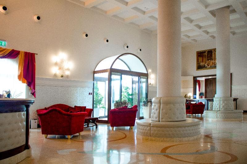 Virginia Resort & Spa - Adults Only 5