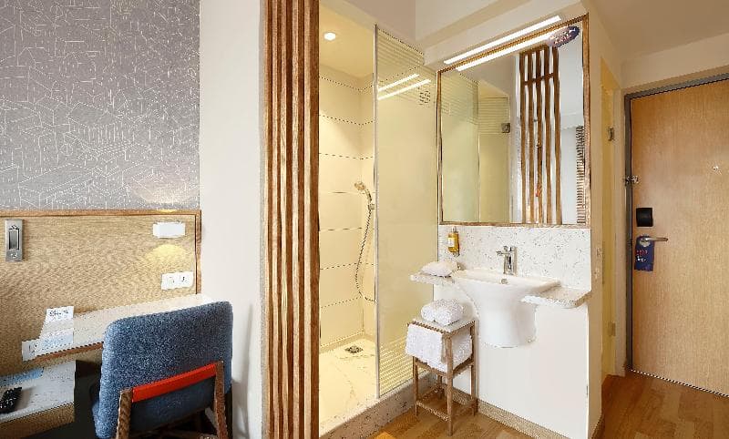Holiday Inn Express Pune Pimpri 5