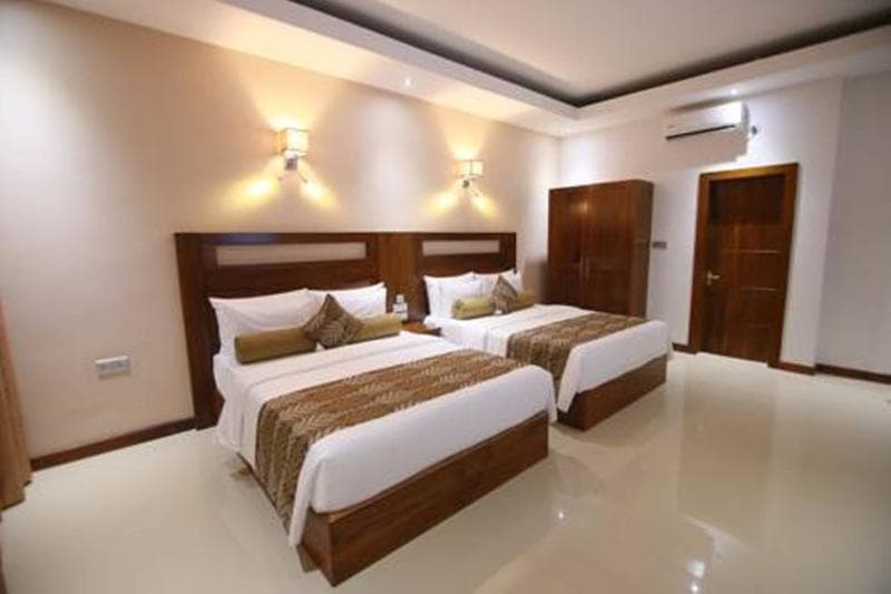 Rivendell Hotel 5