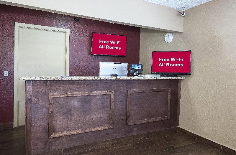 Red Roof Inn Chipley 5