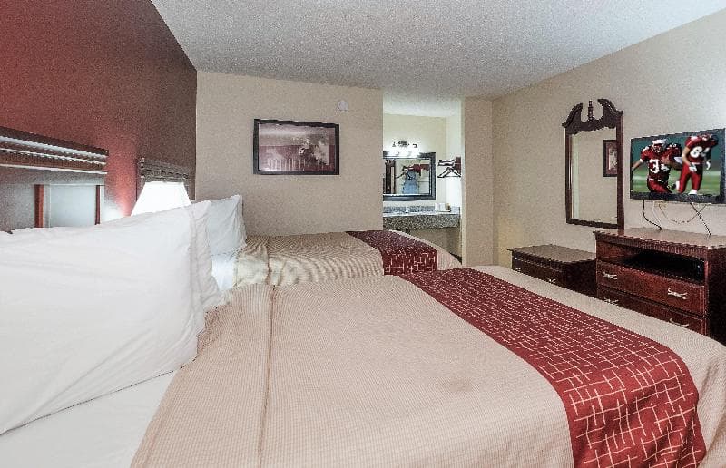 Red Roof Inn Chipley 3