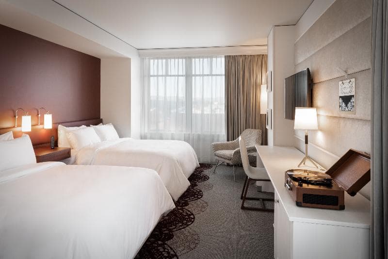 The Elizabeth Hotel, Autograph Collection 3