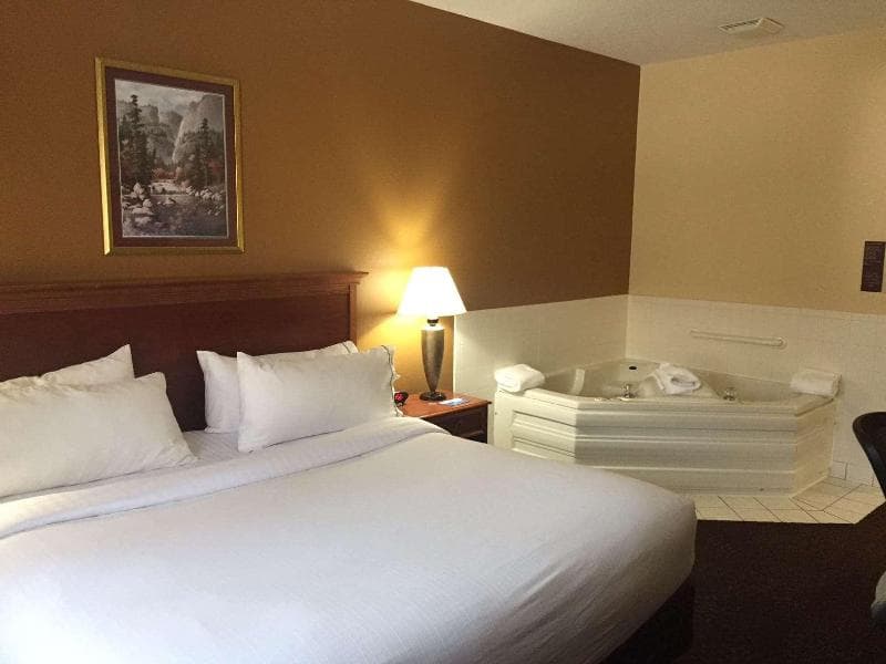 Baymont By Wyndham Portage Indiana Dunes 5