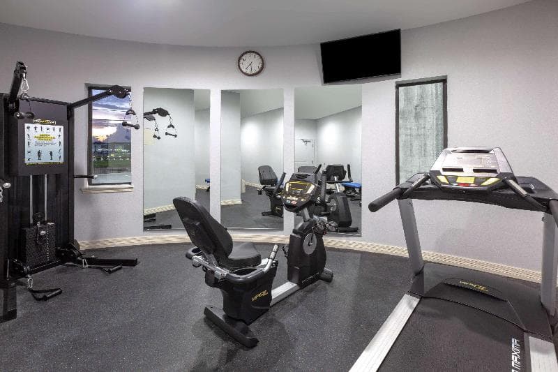 Baymont By Wyndham Houston Hobby Airport 2