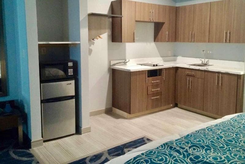 Baymont By Wyndham Houston Hobby Airport 4