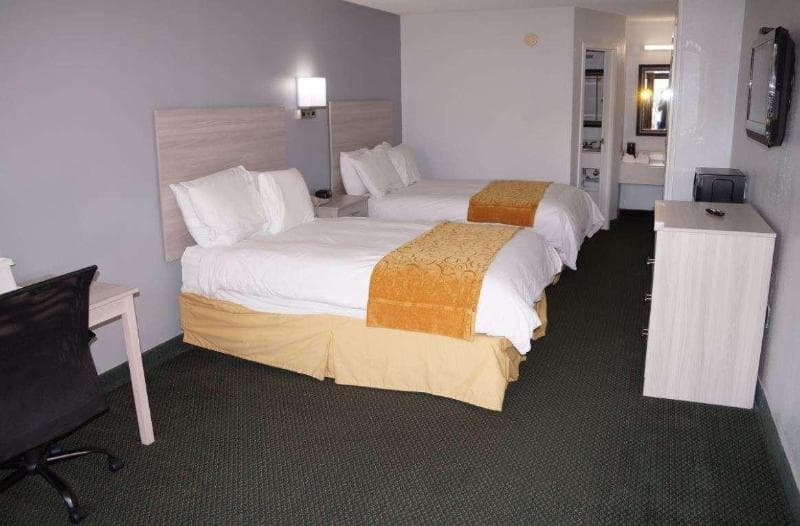 Days Inn & Suites By Wyndham Williamsburg Colonial 3