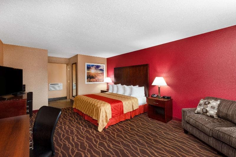 Days Inn by Wyndham Roseburg photo 1