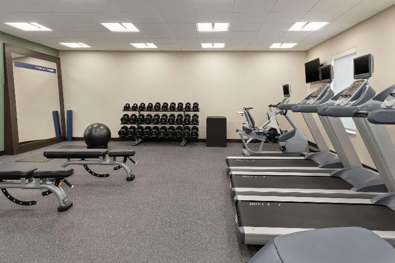 Hampton Inn Brooklyn Park 2